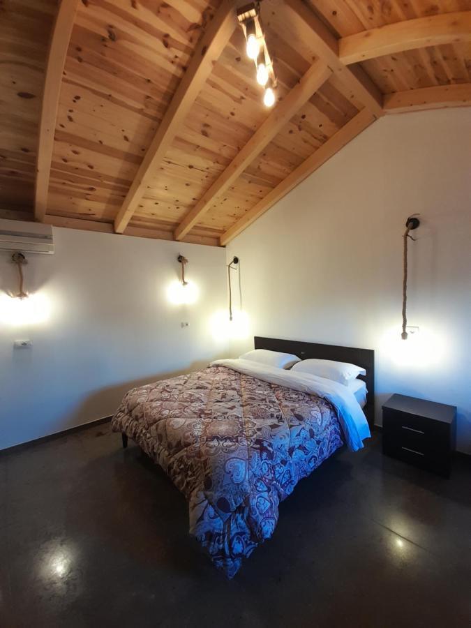 Windmill Shkodra Gesthouse Camping & Grill Shkodër Exterior foto