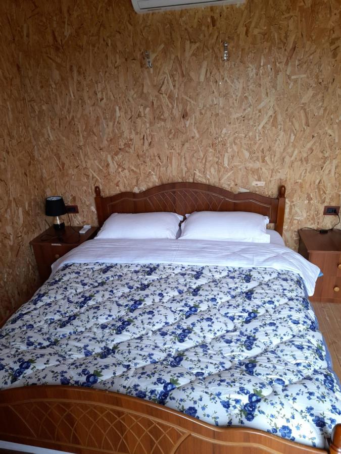 Windmill Shkodra Gesthouse Camping & Grill Shkodër Exterior foto